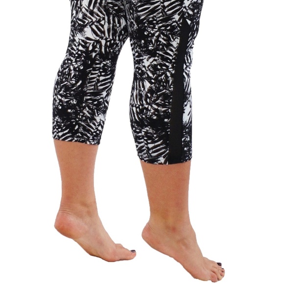 Super soft Leggings with mesh 11-01 - Picture 3 of 4